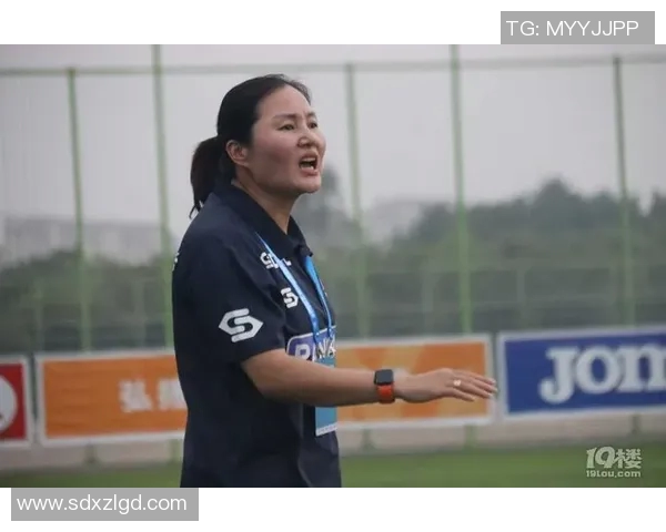 杭州足球队以98分稳居锦标赛积分榜首位争夺冠军的希望愈发强烈