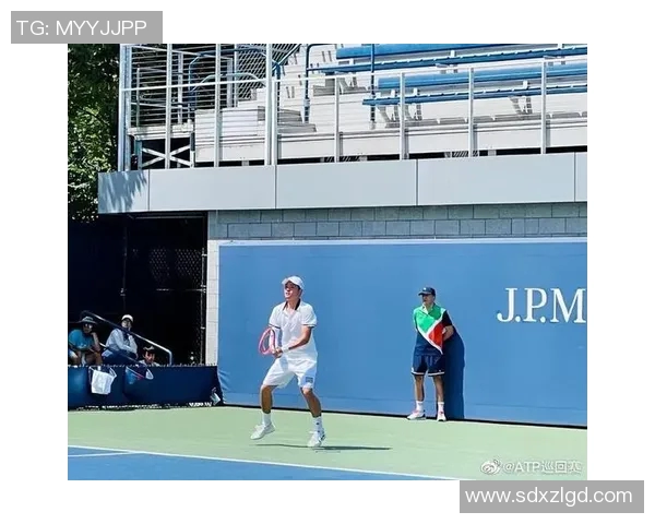 赛后复盘:西安网球队与重庆网球队的默契配合与团队协作分析 赛后复盘:西安网球队与重庆网球队的默契配合与团队协作分析